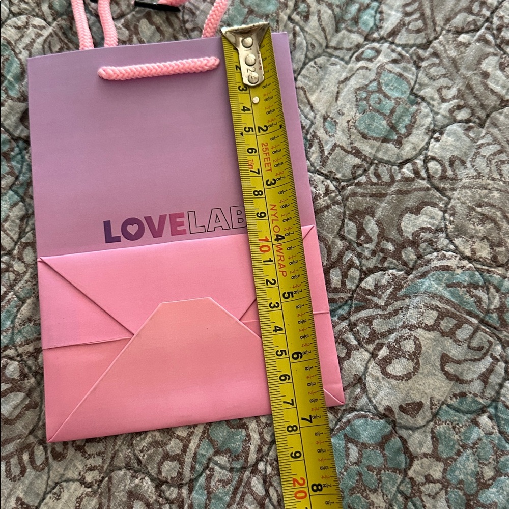 LOVELAB Paper Bag - Picture 3 of 9